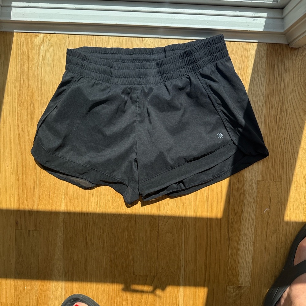 Athleta Black Mesh Racer Run Mid Rise 4 Shorts - Picture 6 of 6